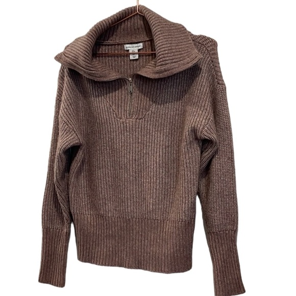 Cupcakes & Cashmere Crew Neck Sweater Brown Size small - Picture 3 of 12